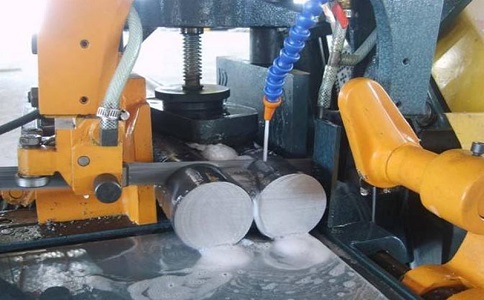 带锯床的锯切金属工件的效果怎么保证? 带锯床的锯切金属工件的效果怎么保证?